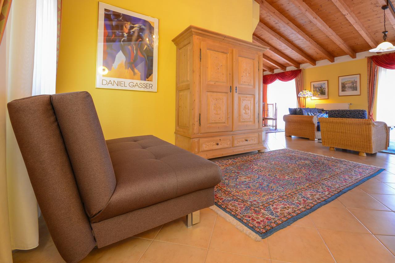 Aparthotel Piccola Italia Tremosine Exterior foto